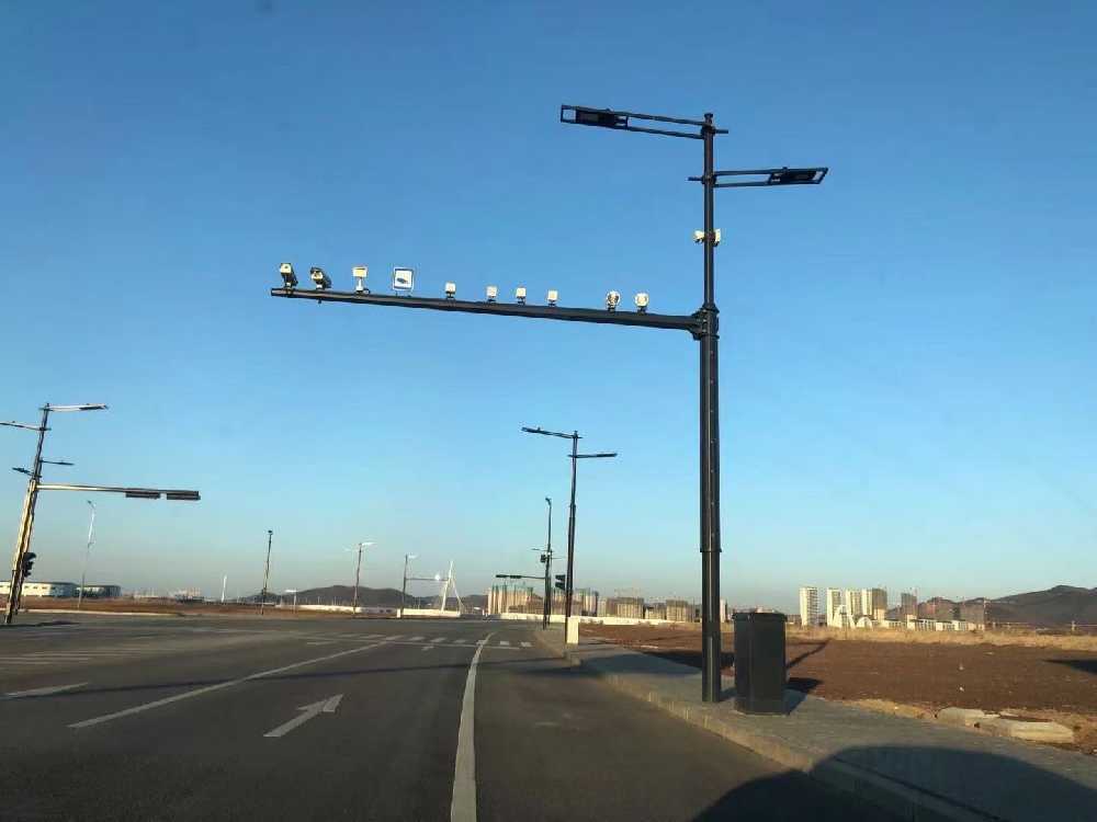 绵阳市黑龙江佳木斯综合路灯杆项目