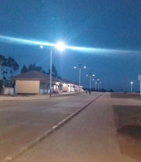 绵阳市非洲科特迪瓦太阳能路灯工程